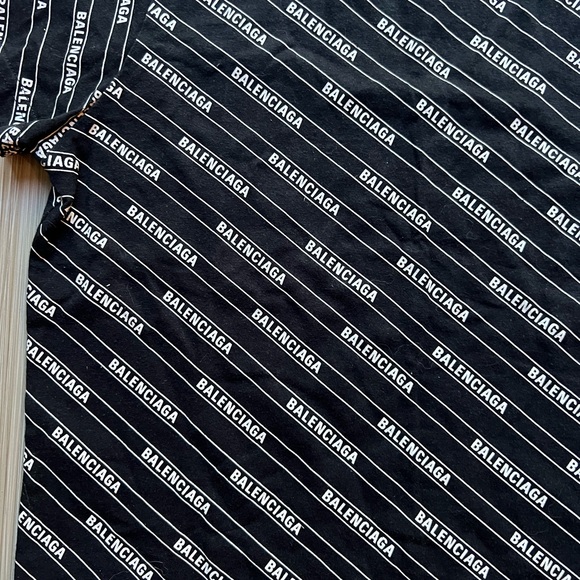 balenciaga black cotton diagonal monogram t-shirt size S - Picture 3 of 7